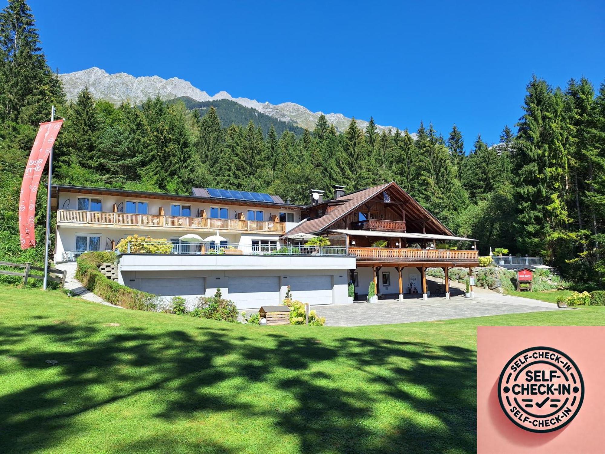 Sweet Cherry - Boutique & Guesthouse Tyrol Innsbruck Buitenkant foto